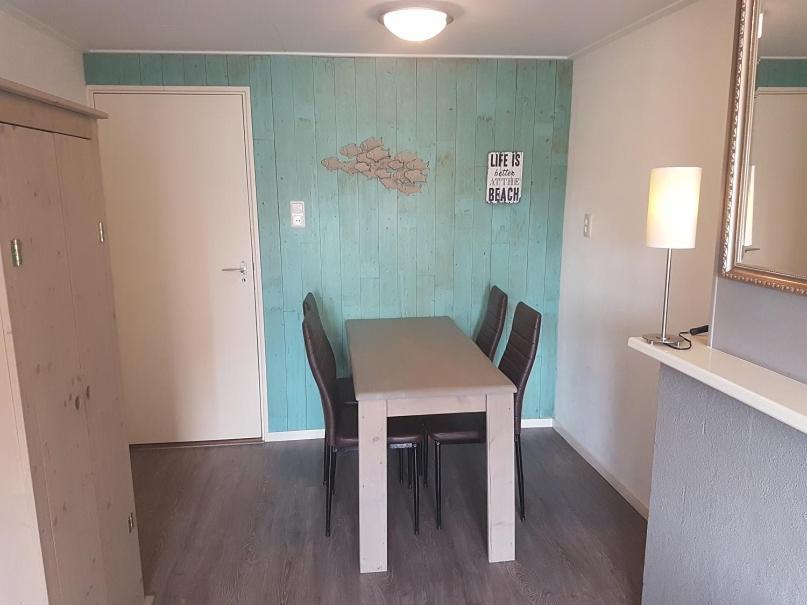 Appartement Met Inpandig Balkon, 150 Meter Verwijderd Van Strand En Centrum Zoutelande Exterior photo